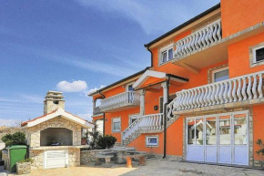 Apartments NEVENKA, Vir